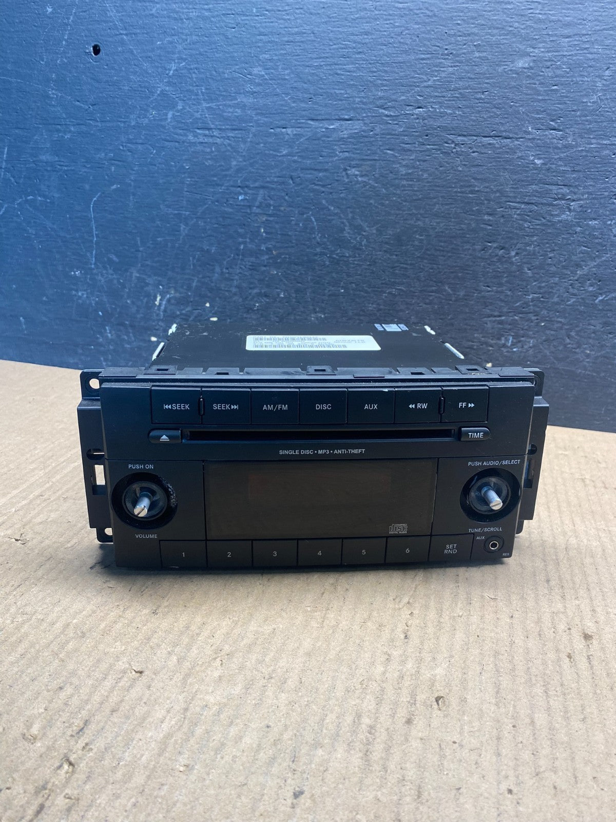 2007 2014 Jeep Dodge Chrysler Screen Display CD Player Satellite Radio AE6396 DW0