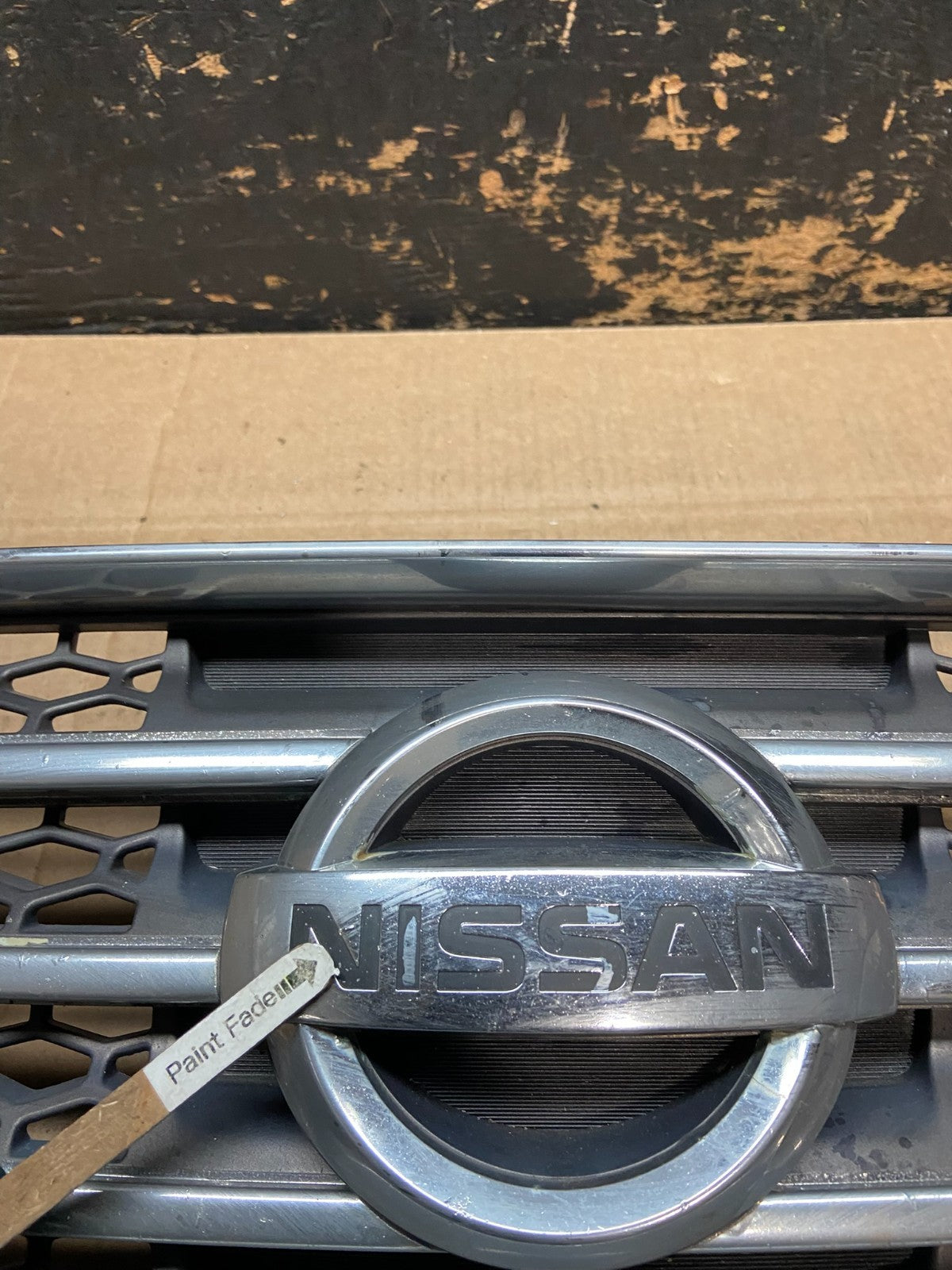2009 to 2011 Nissan Maxima Front Upper Grill Grille 62070-9N00A Y9424 DG3