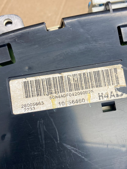 2002 to 2005 Chevrolet Trailblazer Speedometer Cluster Gauge OEM  AB9844 DG6
