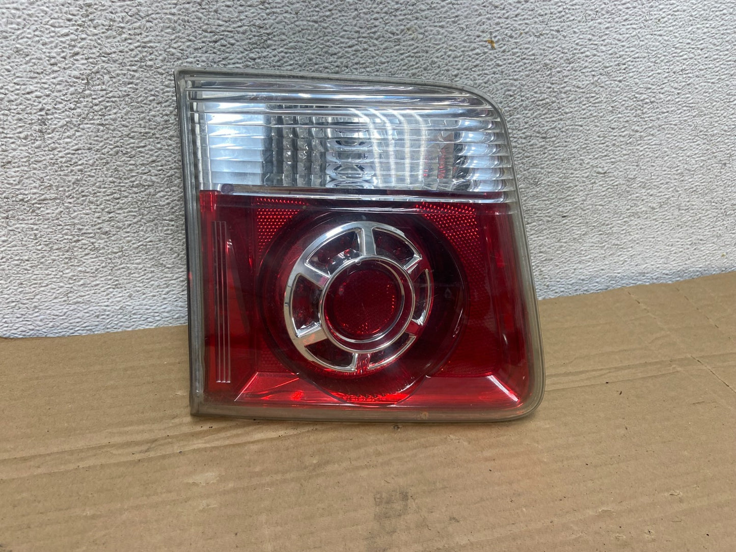 2007 to 2012 GMC Acadia Left Driver Lh Side Tail Light Inner AG8873 DW0