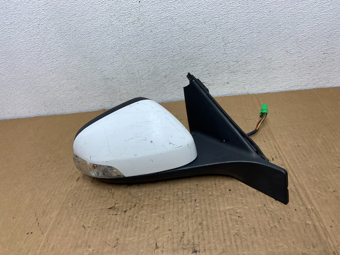 2007 to 2011 Volvo S80 Right Passenger RH Side View Door Mirror AC7819 DG0