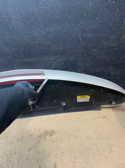 2013 to 2017 Chevrolet Traverse Rear Trunk Spoiler Wing Third Brake X3305 DG13