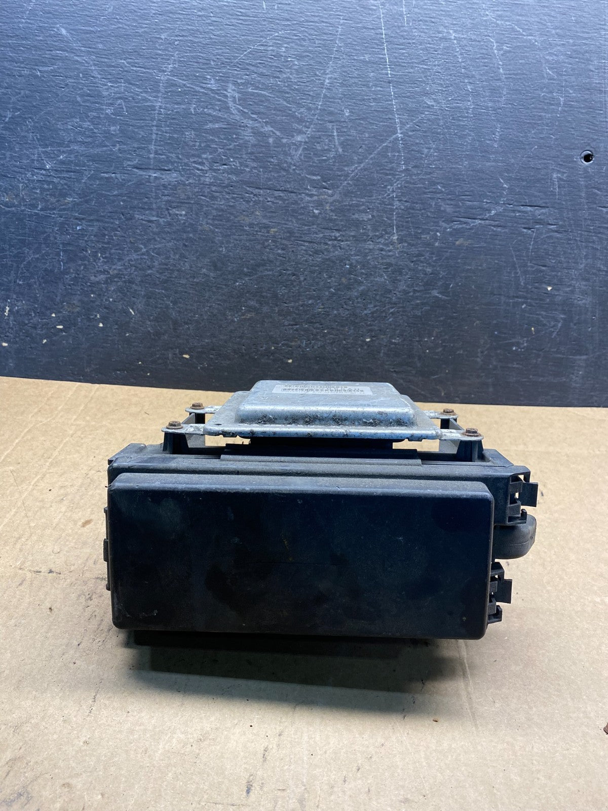2007 2009 Dodge Durango Fusebox Fuse Box Body BCM Module 04692097AC ah3135 DG5