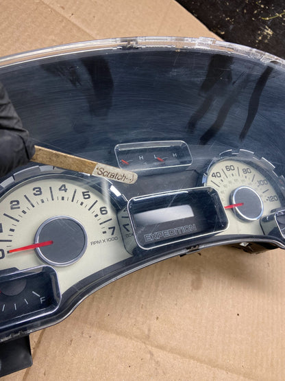 2010 2011 Ford  Expedition Speedometer Cluster Gauge Oem Y2212 DG5