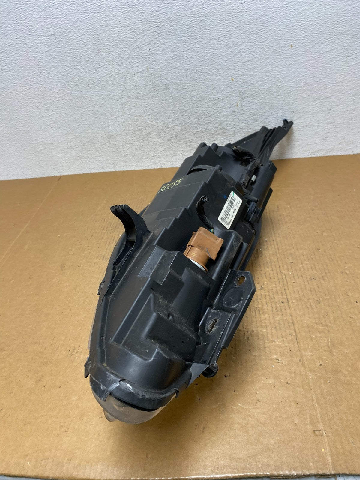 2011 2012 2013 Ford Fiesta Left Driver LH Halogen Headlight AE1255 DW6