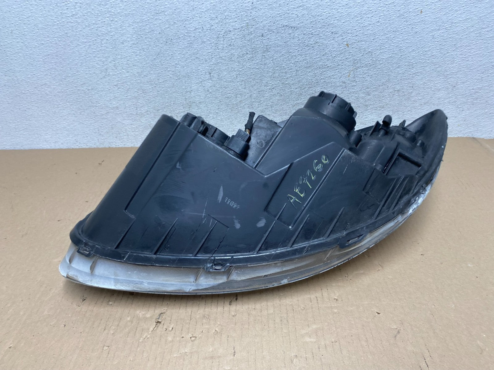 2007 2008 2009 Hyundai Santa Fe Right Passenger Halogen Headlight AE7260 DW7