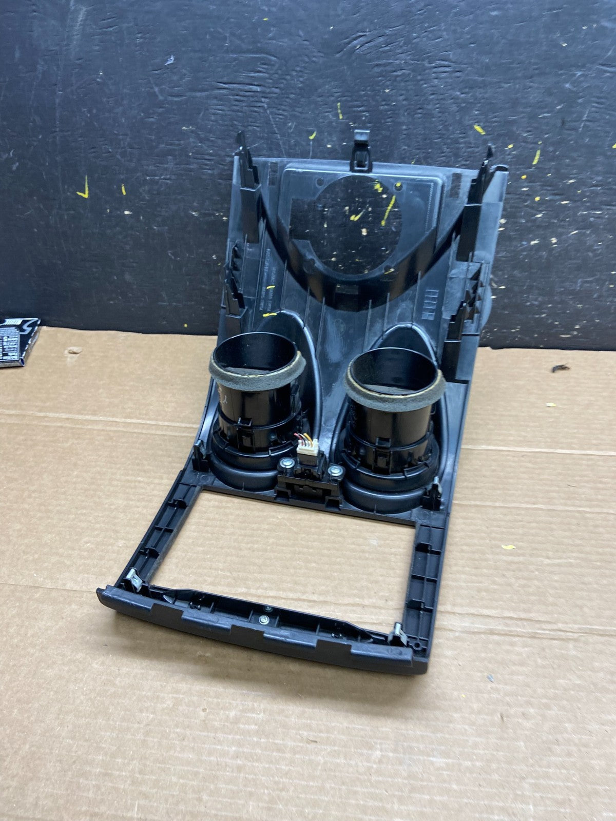 OEM 2011 2012 2013 Nissan Rogue Dash Upper Center Radio Bezel Trim w0131 DG4