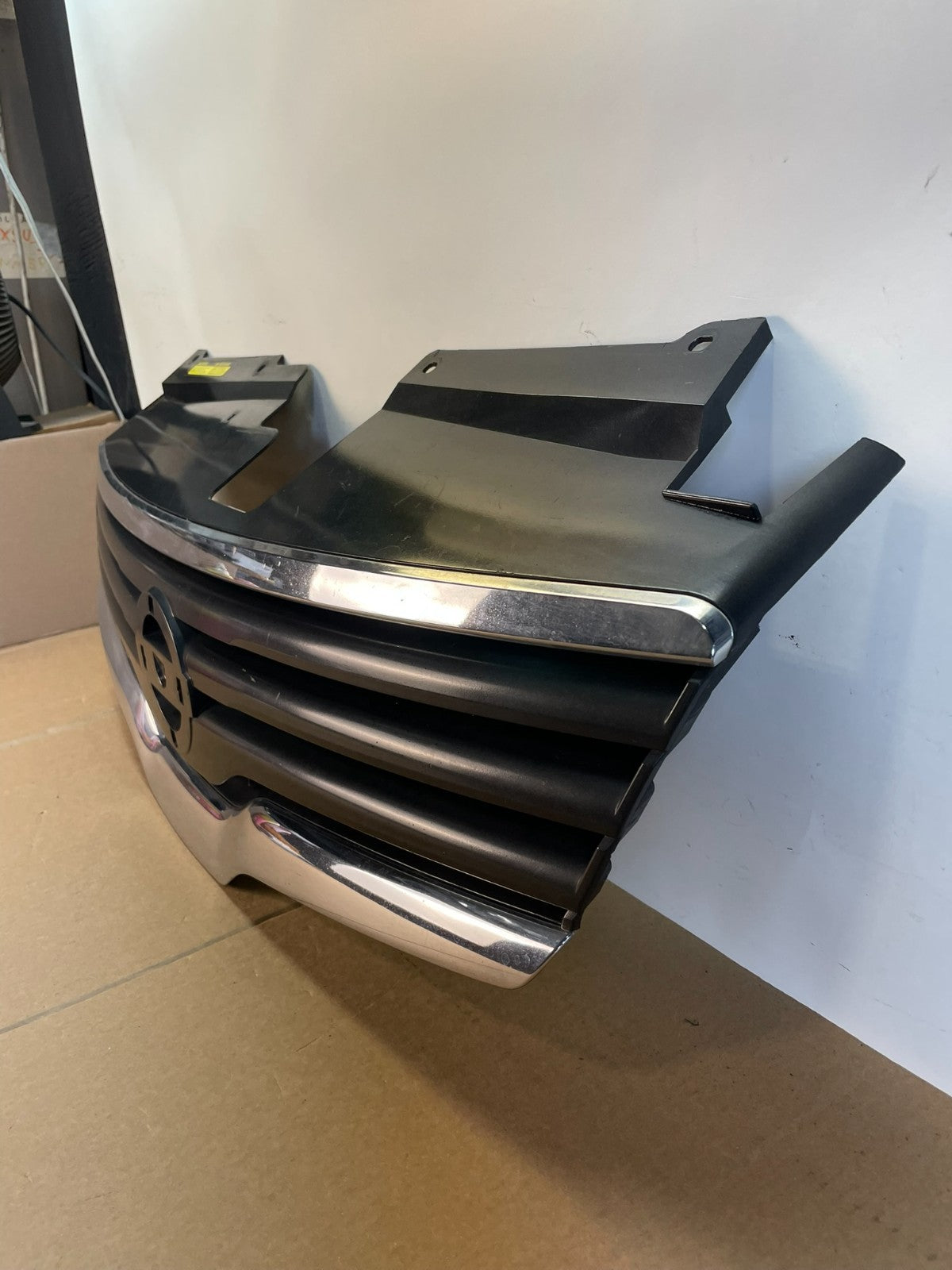Sedan 2007 2008 2009 Nissan Altima Front Upper Grill Grille AH6084 DG1