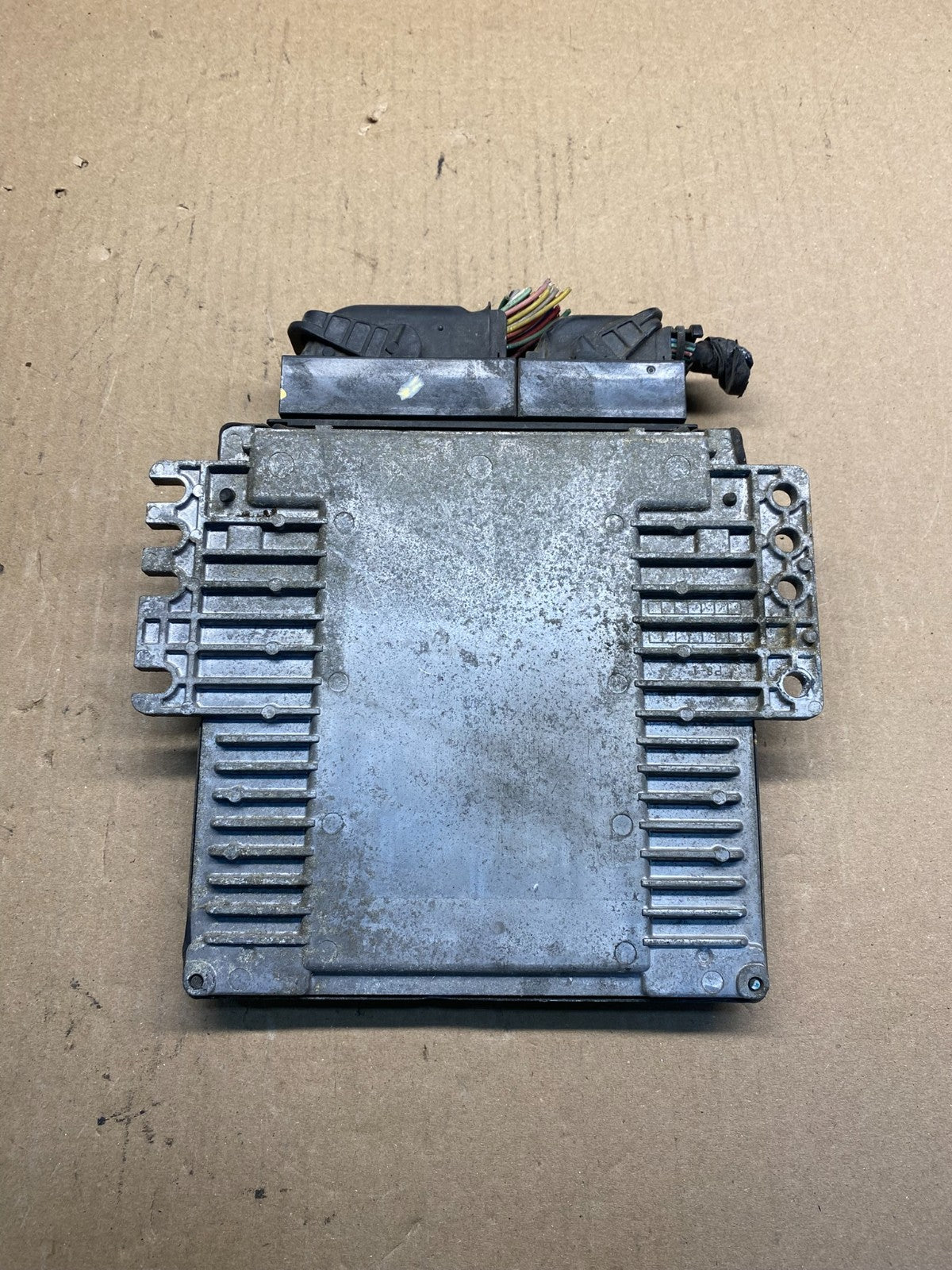 2005 Nissan Pathfinder Engine Control Module ECM MEC35-752 A1 ag3561 DG1