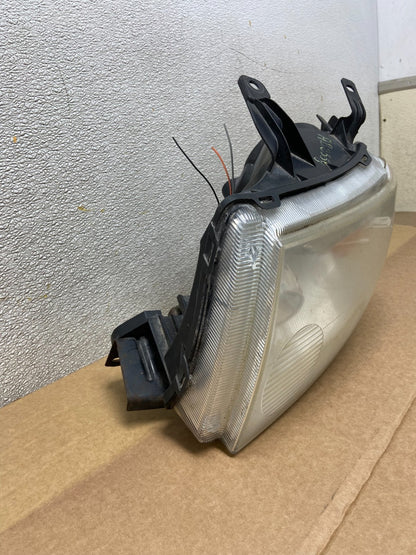 2005 - 2007 Ford Freestyle Left Driver LH Side Halogen Headlight AB2558 DW1