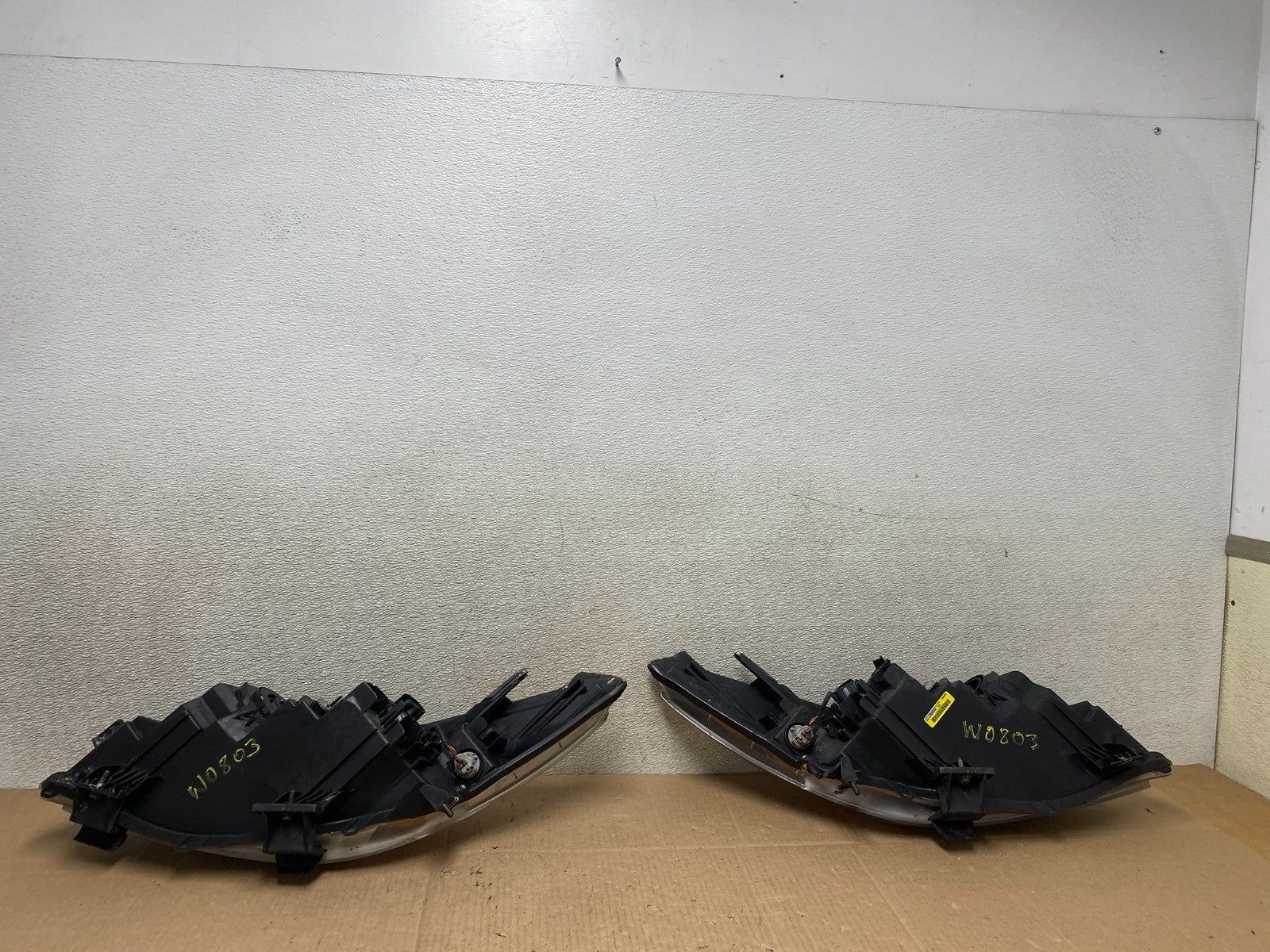 2010-2013 Mazda 3 Halogen Left+Right Side Headlights W0803 DW13