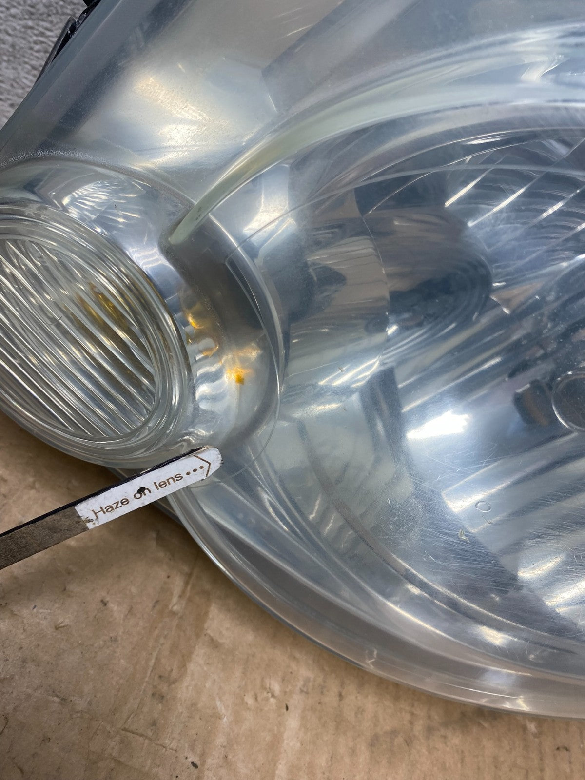 2008 to 2012 Ford Escape Headlights Left+Right Side Set Halogen AI8163 DW8