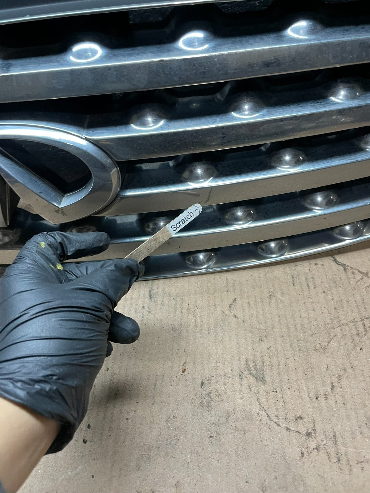2003 2004 2005 Infiniti FX35 Grill Grille W/ Emblem T0456 DG3
