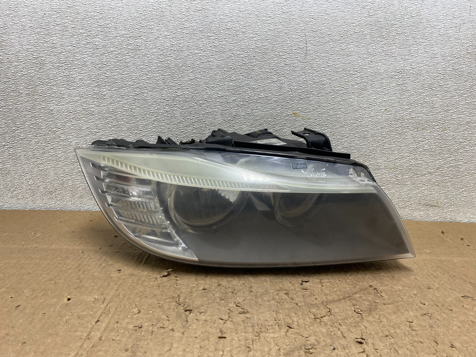 2009-2011 BMW 3 Series 328i 4/D Sedan Headlight Halogen Right Passenger Z1194 DG0