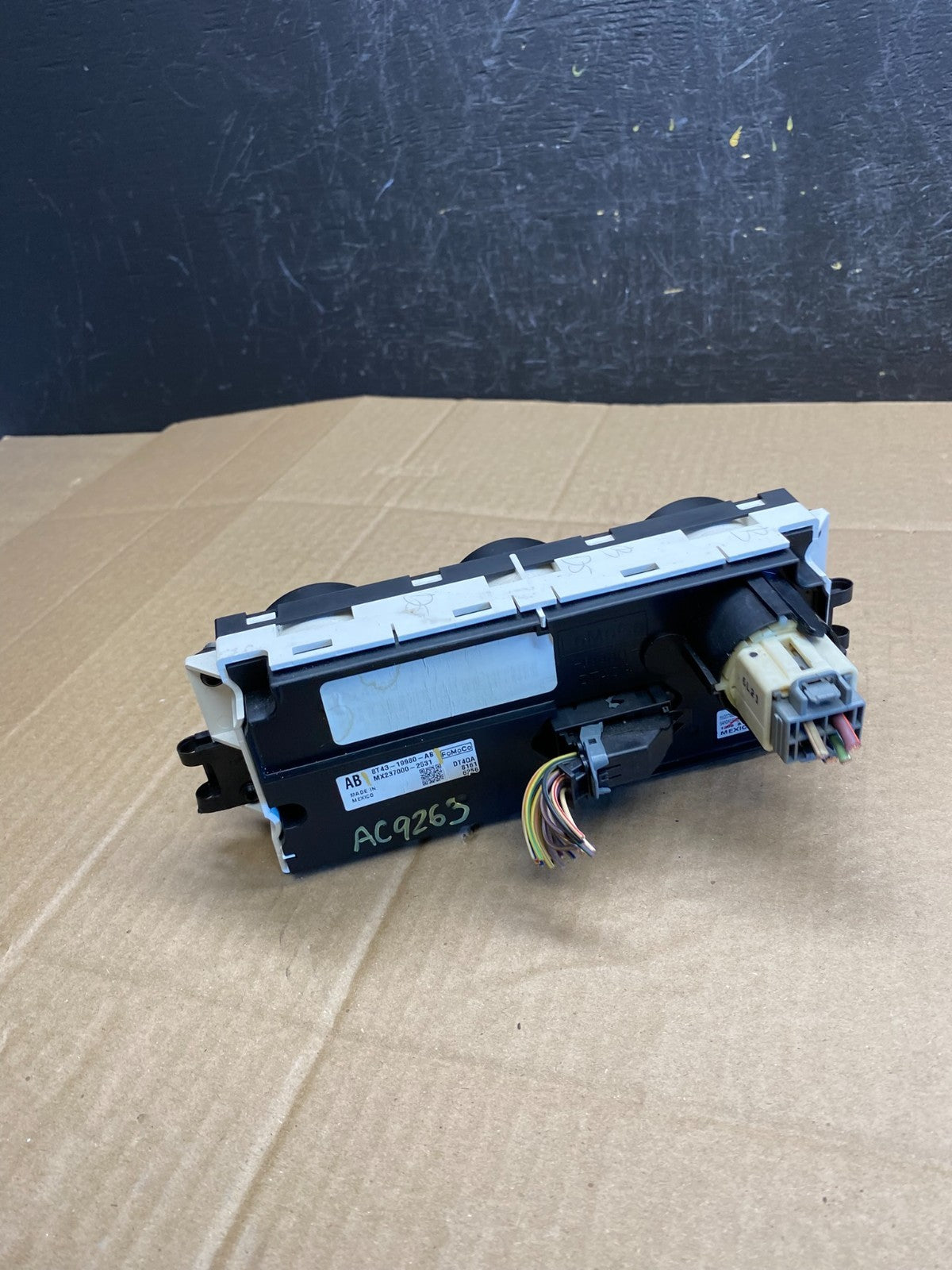 2007 to 2010 Ford Edge Climate Control AC A/C Heater AC9263 DG3