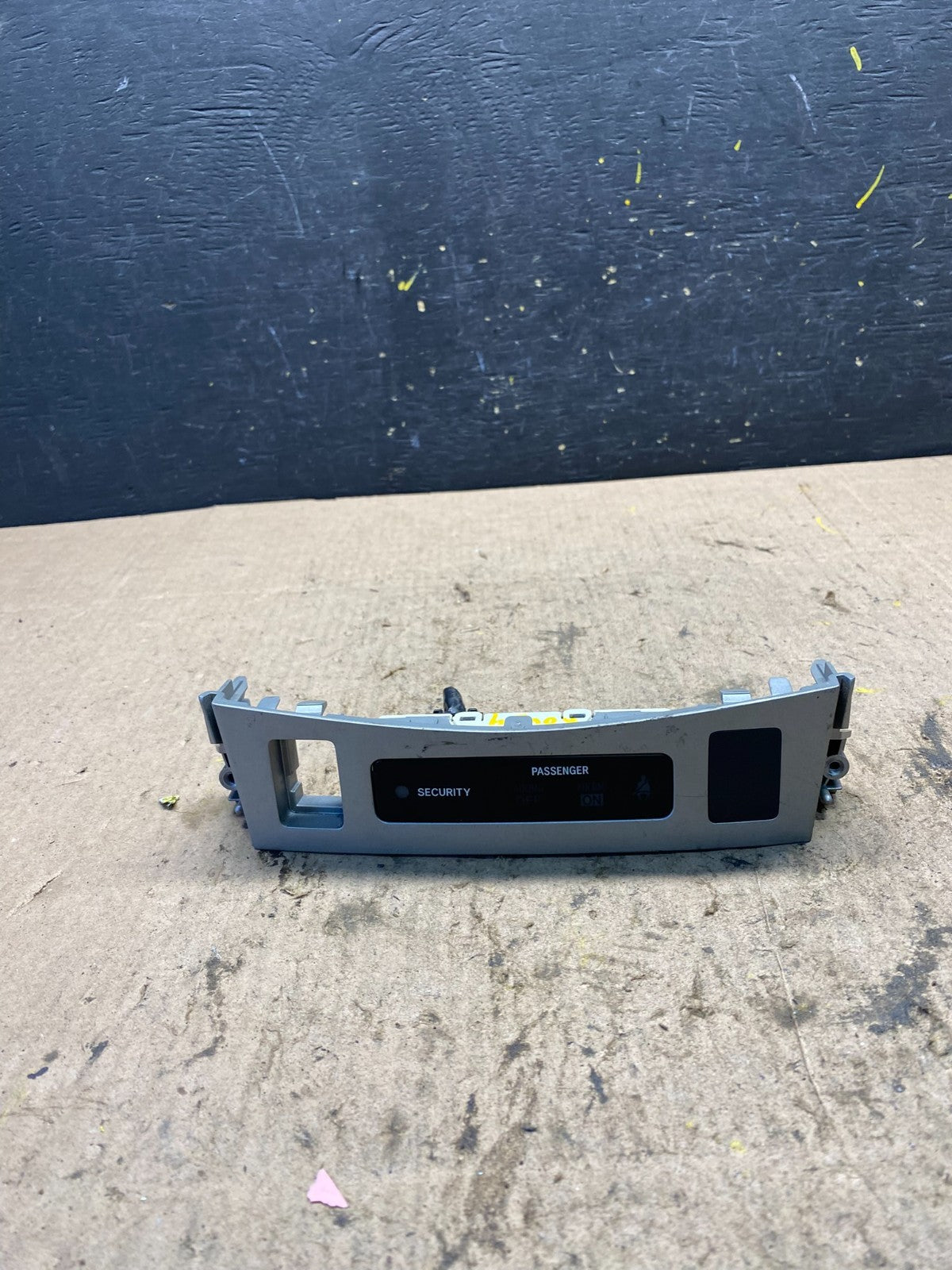 2009-2013 Toyota Corolla Dash Passenger Light Switch USB AUX Bezel R8659 DG0