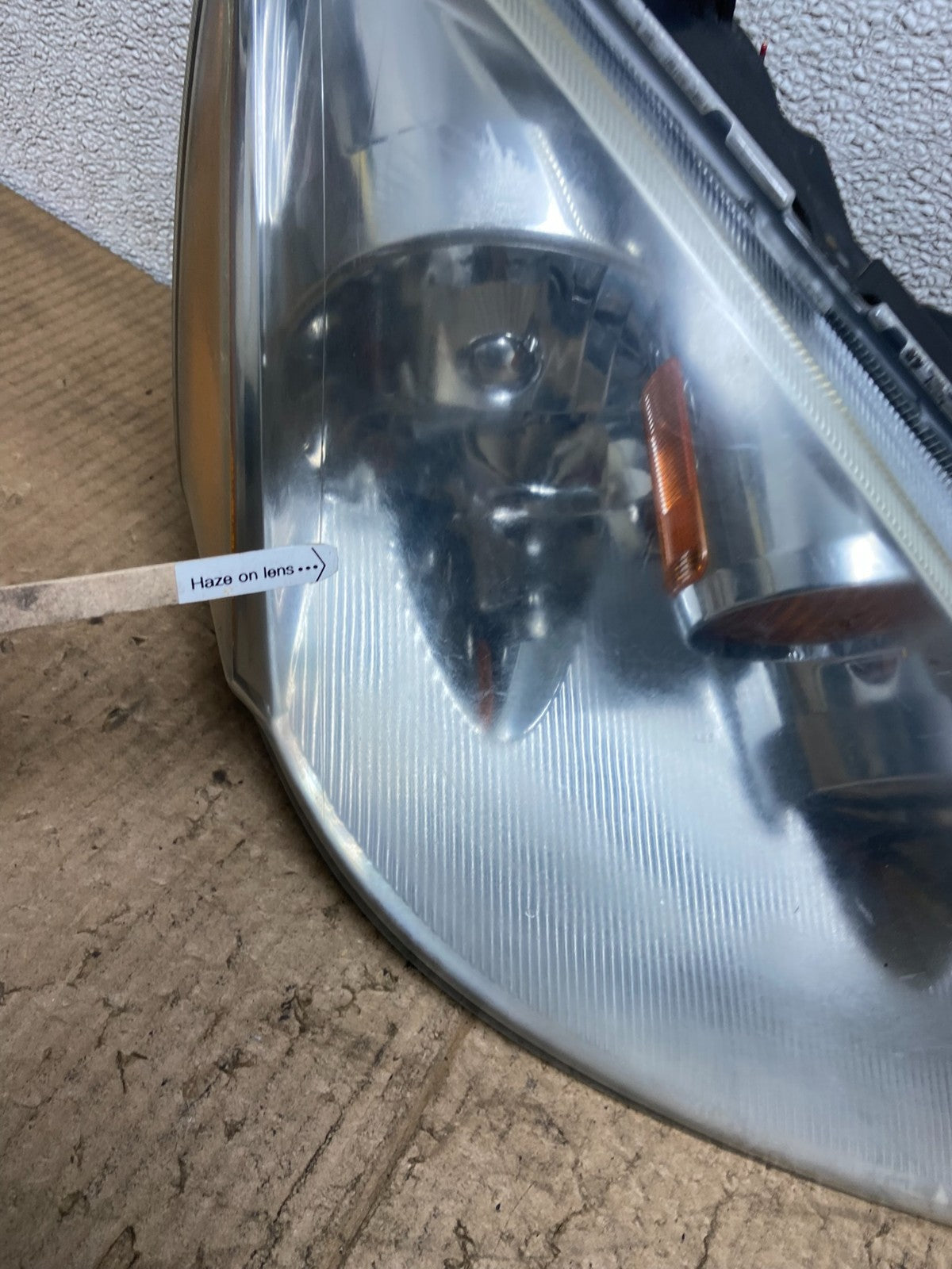 2002 to 2004 Nissan Altima Right Passenger Side Halogen Headlight OEM AA8475 DW4