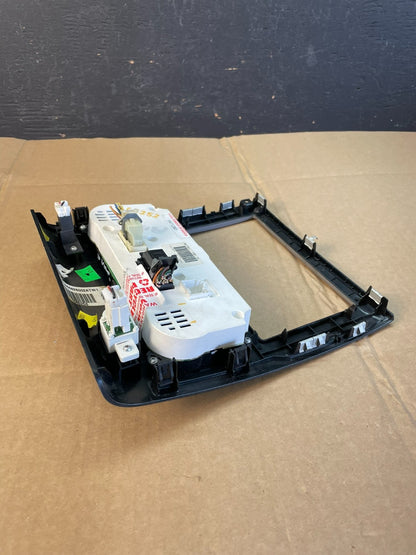 2008 - 2012 Nissan Titan Climate Control Hvac Radio Bezel AC5252 DG7