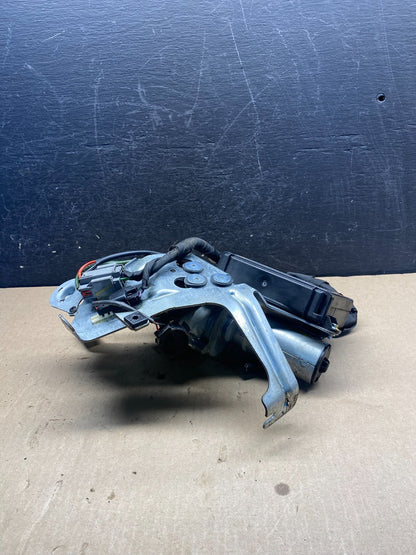 2013 - 2019 Lincoln MKT Power Motor Liftgate Tailgate Control Module AG3889 DG2