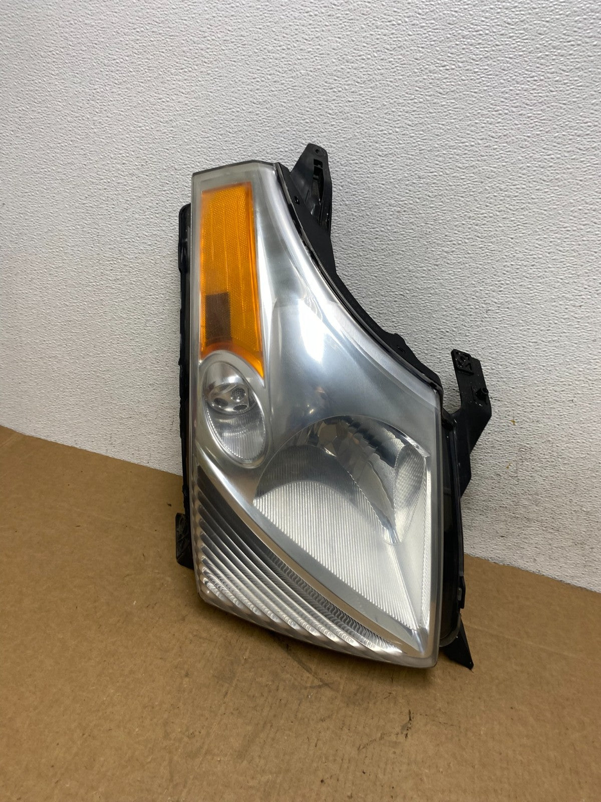 2007 to 2009 Suzuki XL-7 XL7 Right Passenger RH Side Headlight AD6099 DW0