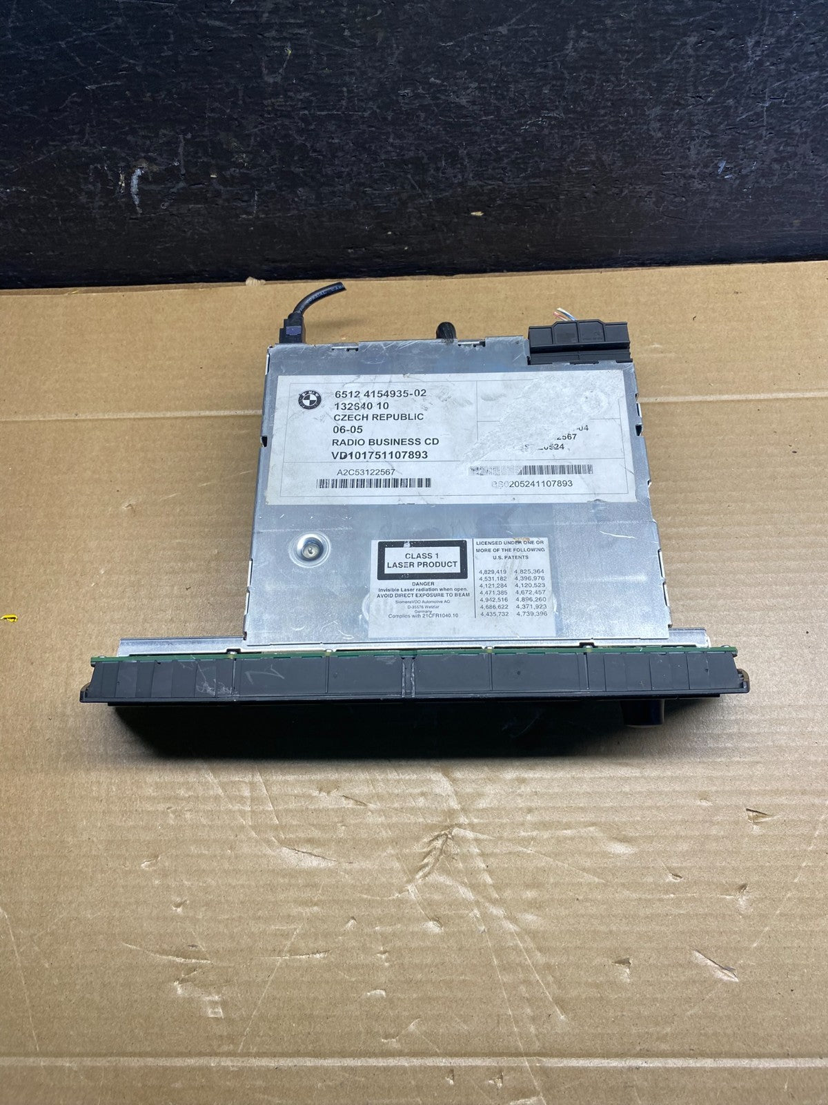 2005 BMW X3 Radio Stereo CD Player Receiver AM/FM Audio Unit AD6608 DG4