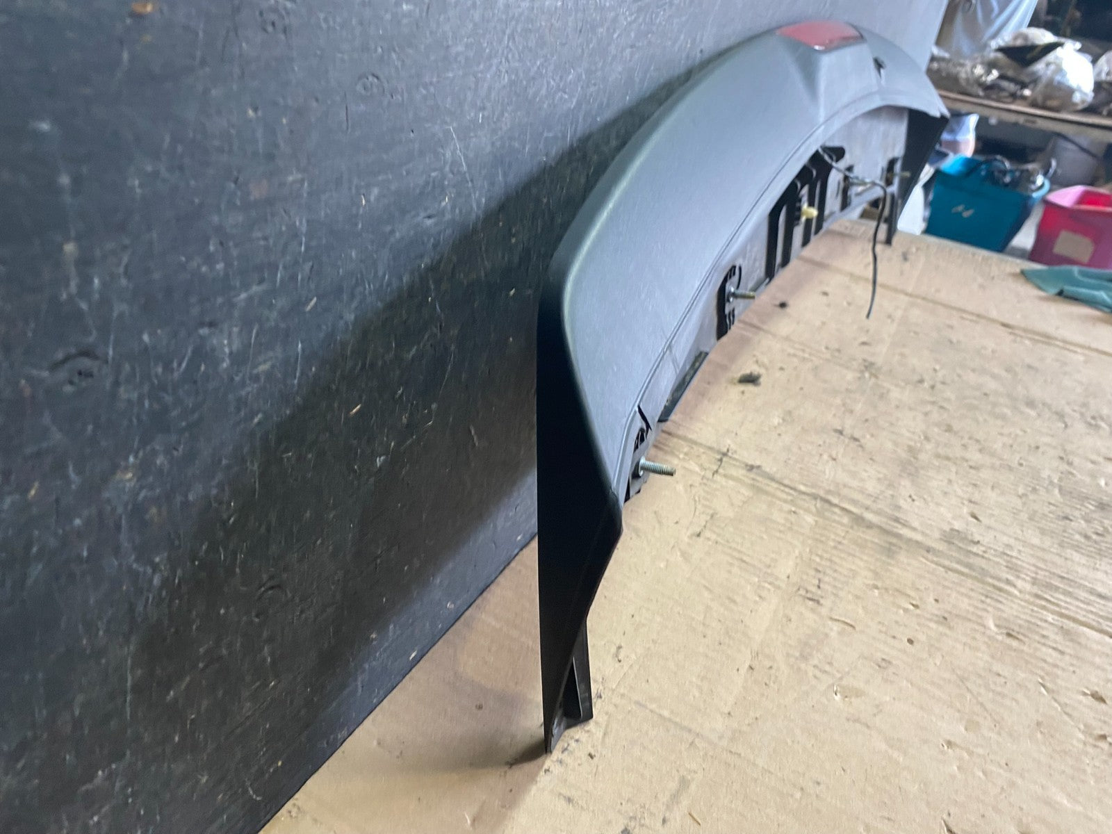 2007 to 2012 Dodge Caliber Rear Trunk Spoiler P8552 DG8
