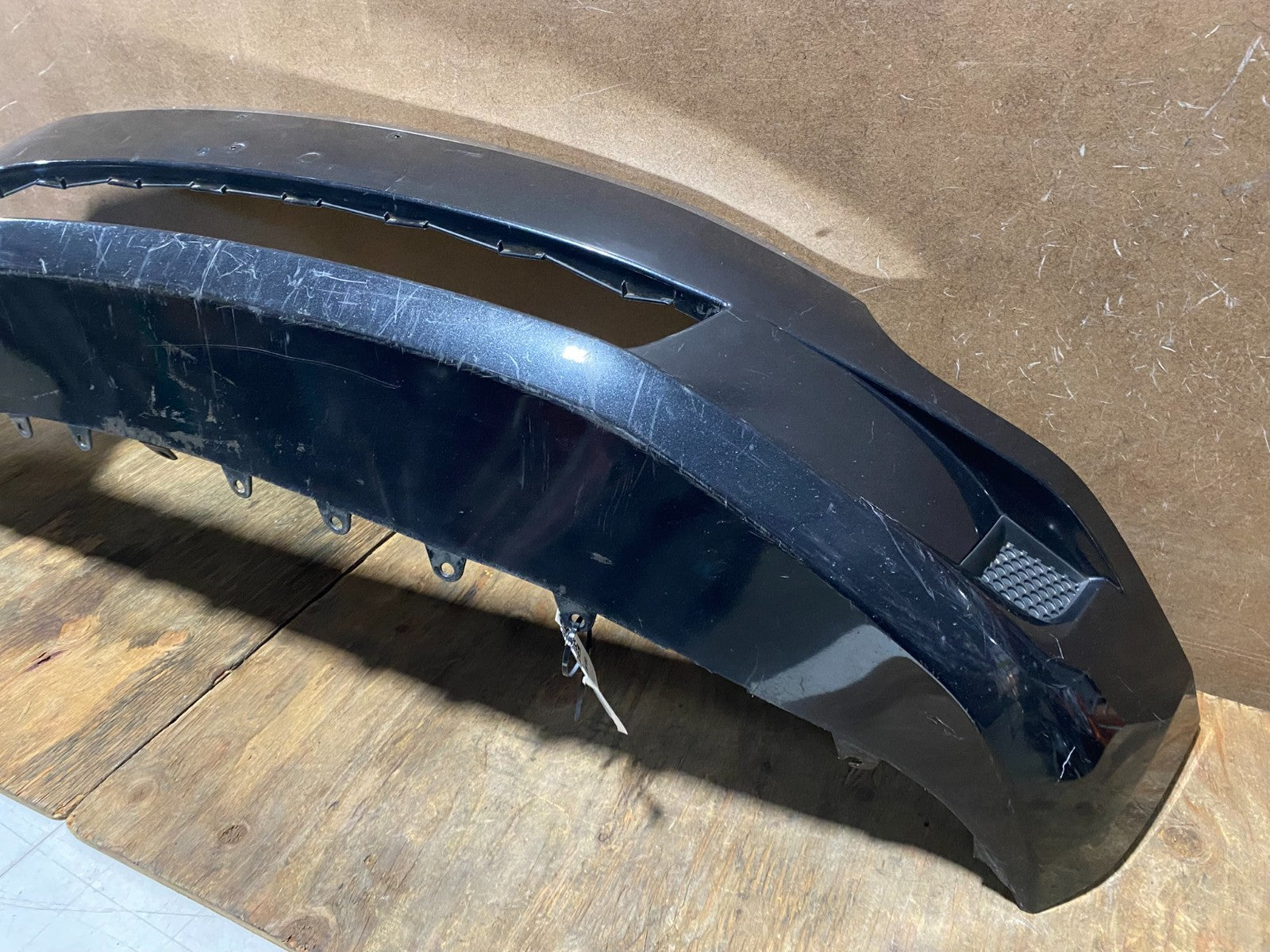 2011 to 2012 GMC Acadia Denali Front Lower Bumper Cover 22821302 AE36596