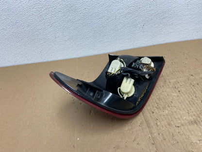 2000-2002 Saturn SL S-Series Right Passenger RH Side Tail Light OEM AB8005 LK4
