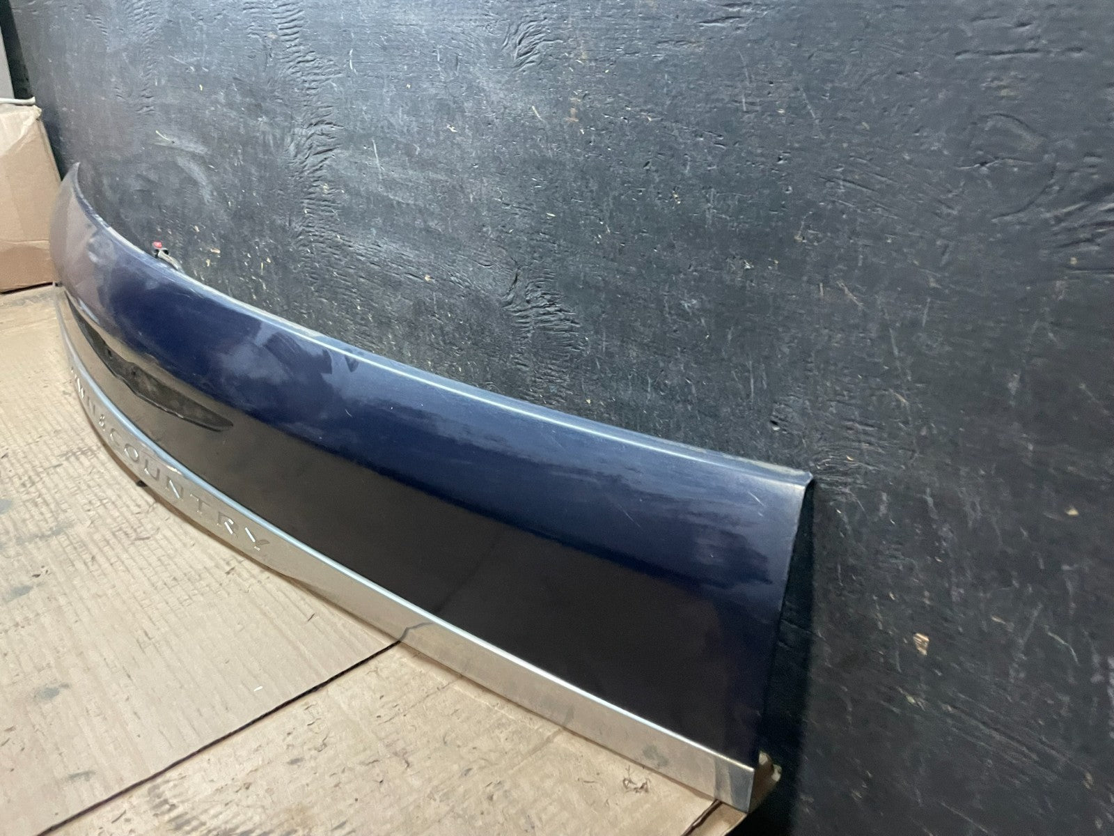 2011 to 2016 Chrysler Town & Country Tailgate Trim w/ Camera Panel OEM U8140 DG1