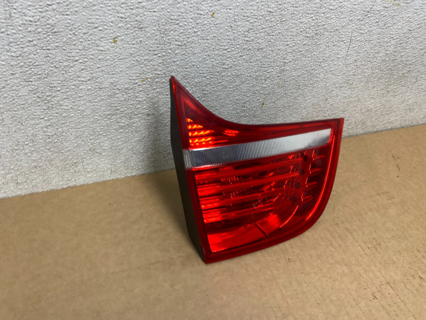2008 to 2012 Bmw X6 E71 Left Driver Lh Side Inner Tail Light L7557 DW2