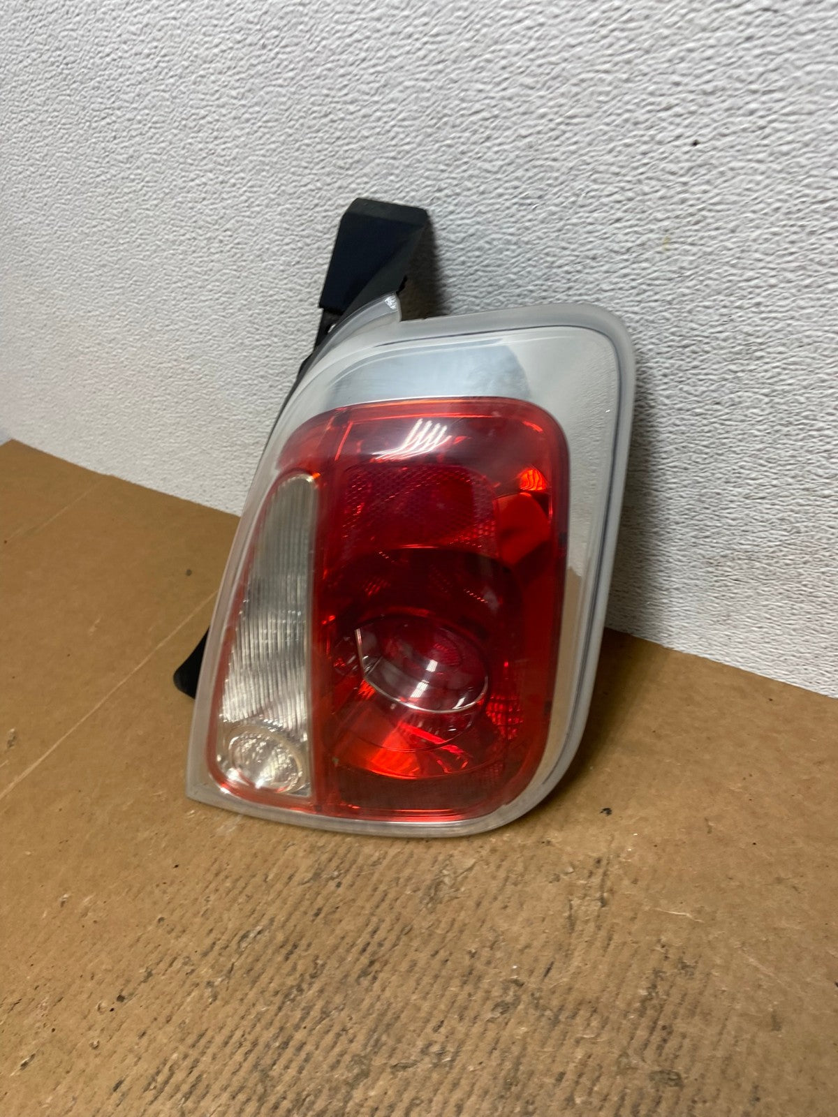2012-2017 Fiat 500 Right Passenger RH Side Tail Light AE1459 LK1