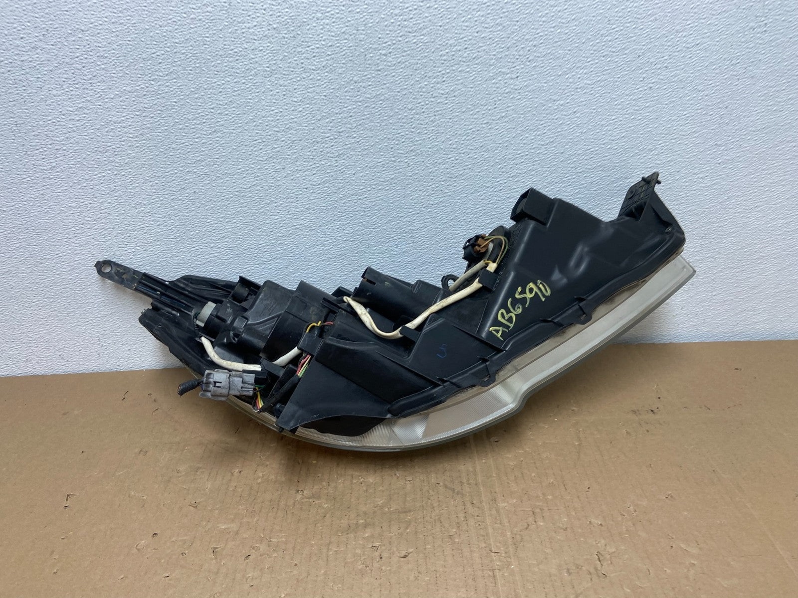 2010 2011 2012 Subaru Legacy Outback Left Driver Halogen Headlight AB6590 DW5