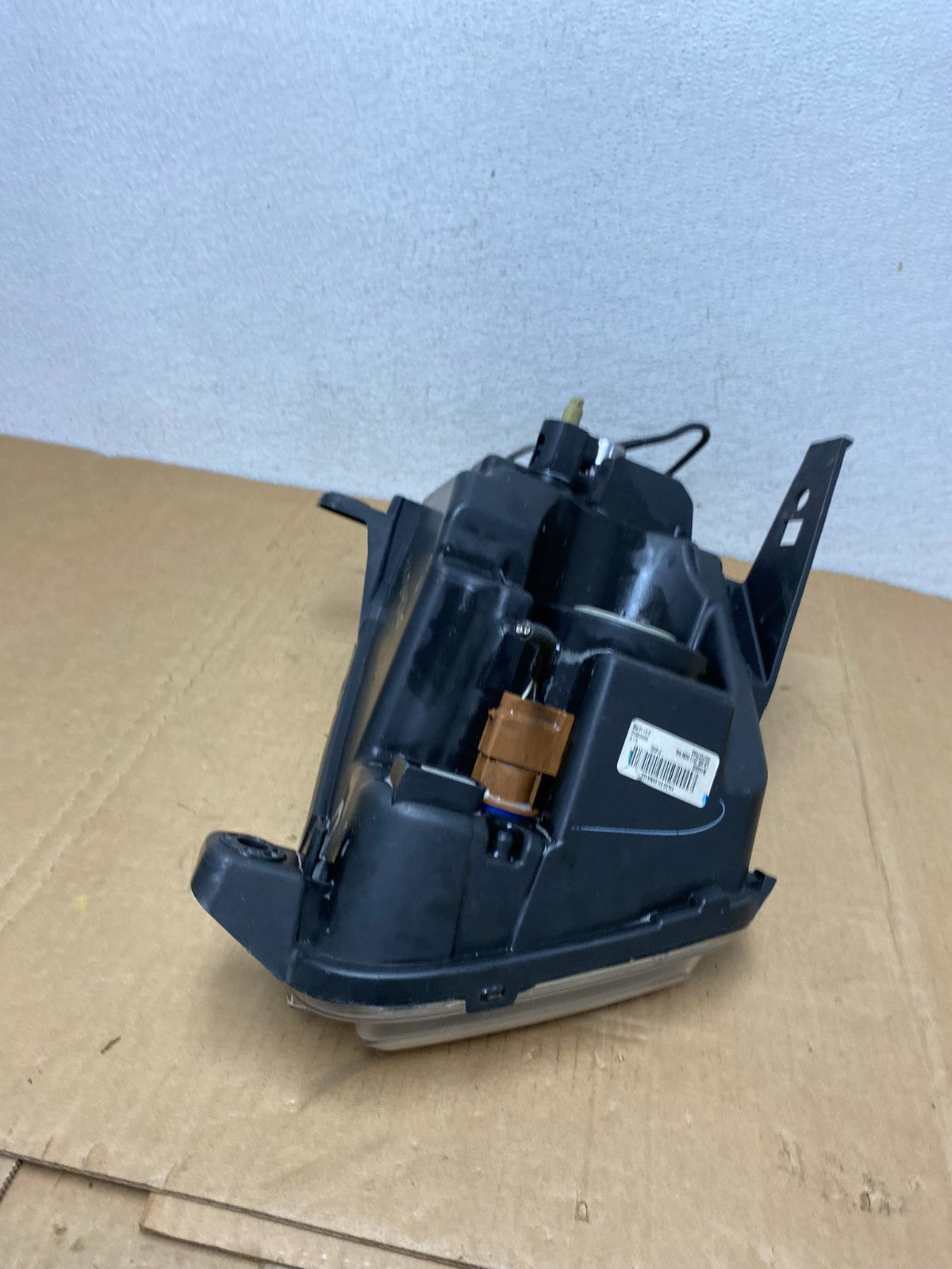 2011 to 2013 Jeep Grand Cherokee Halogen Left Driver Lh Headlight AC8420 DW7