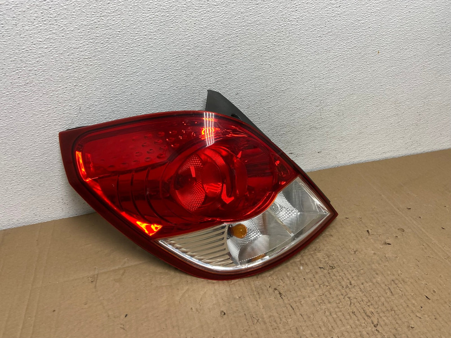 2008 2009 2010 Saturn Vue Left Driver Lh Tail Light Side Oem AC3892 LK2