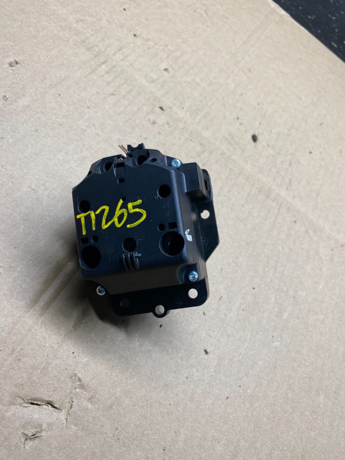 2012-2015 Mercedes E350 C300 C250 Controller Knob Multi Switch t1265 DG3
