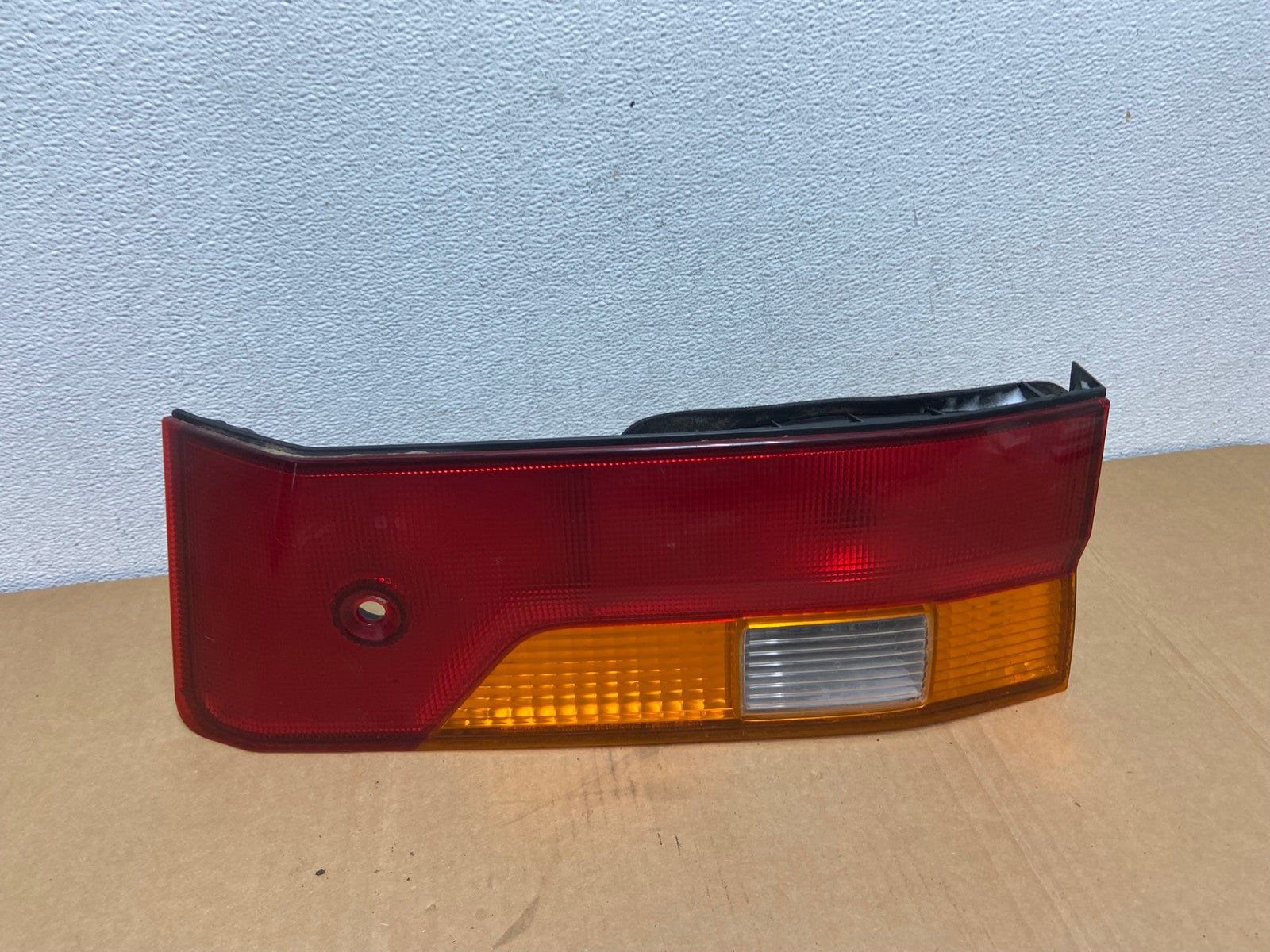 2002-2004 Honda Odyssey Right Passenger RH Side Tail Light Inner AC7451 LK0