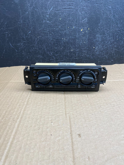 1999 to 2002 Chevrolet Silverado HVAC Heater Climate Control Module AC9292 DG0