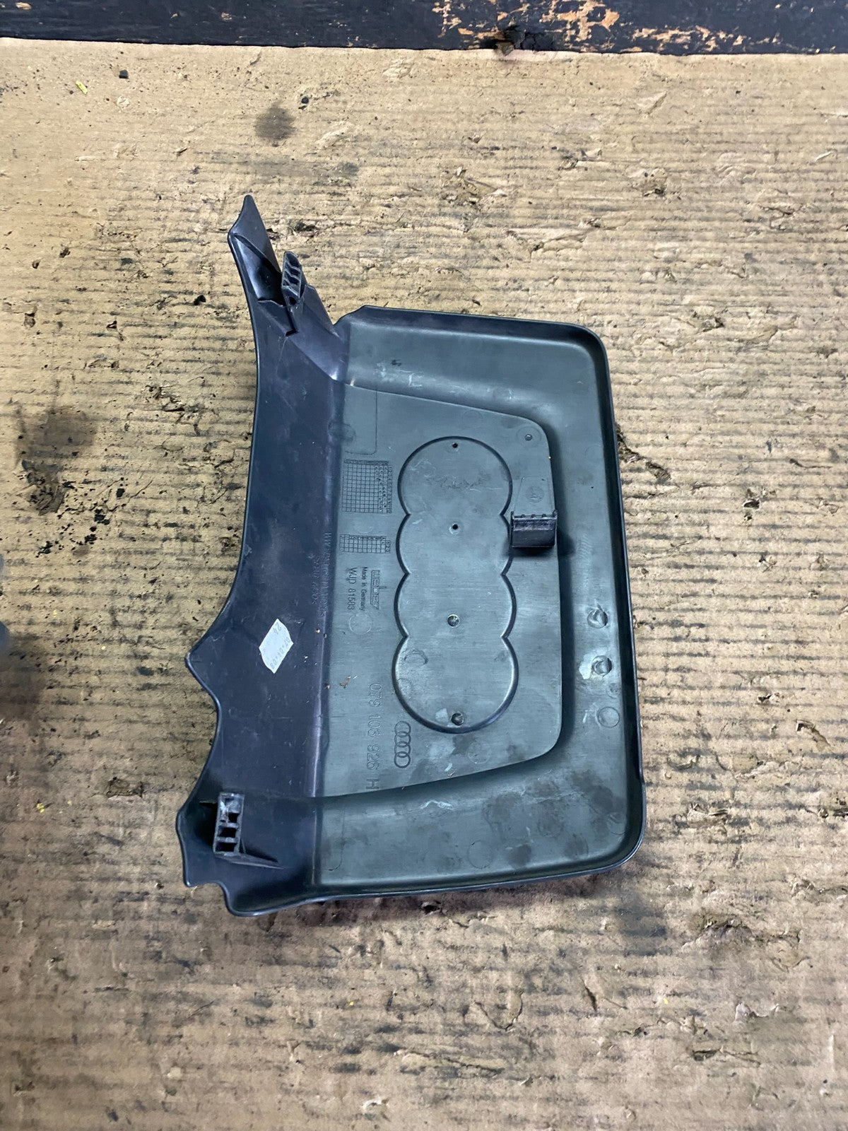 2007 - 2010 Audi A8l A8 D3 4.2L Engine Black Cover Trim 079103926H OEM s5948 DG6