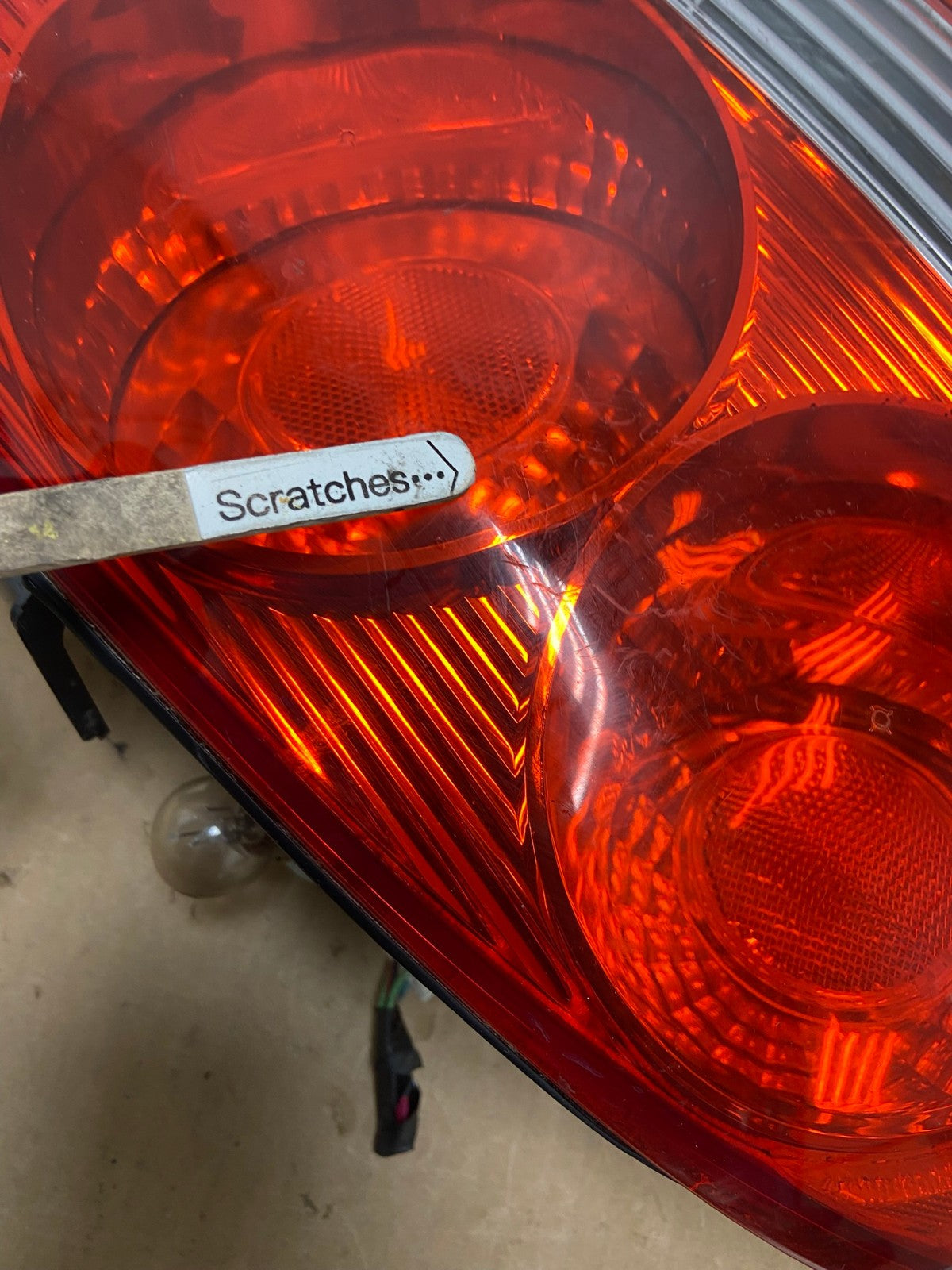 2002 to 2005 Hyundai Sonata Left Driver Lh Side Tail Light AD2792 LK3