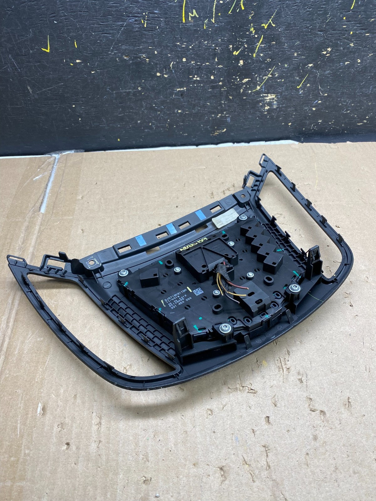 2013 2014 2015 2016 Ford Escape Dash Radio Control Panel Bezel AB2089 DG3