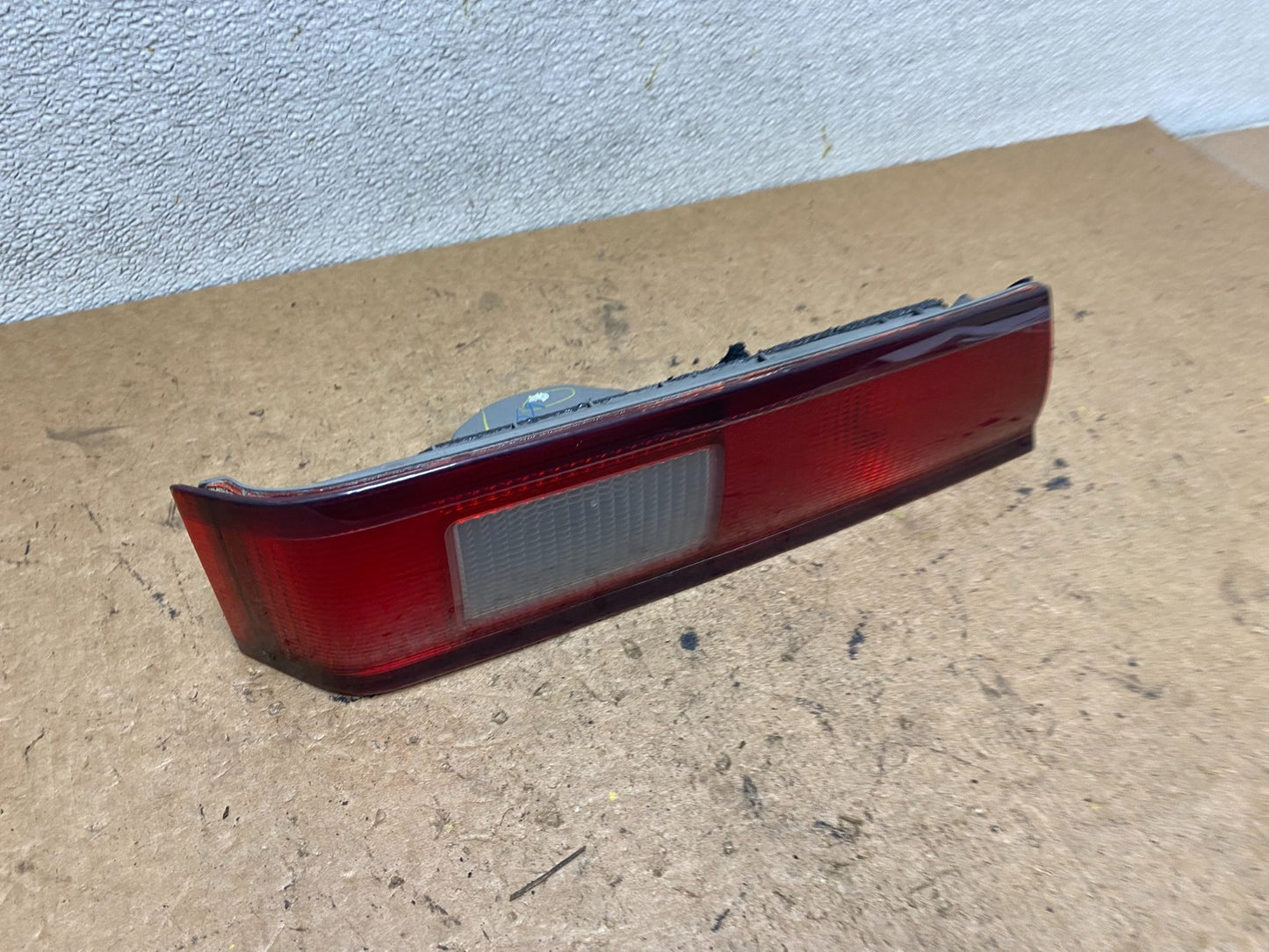 1997 1998 1999 Toyota Camry Tail Light Inner Left Driver LH Inner S9534 DW2