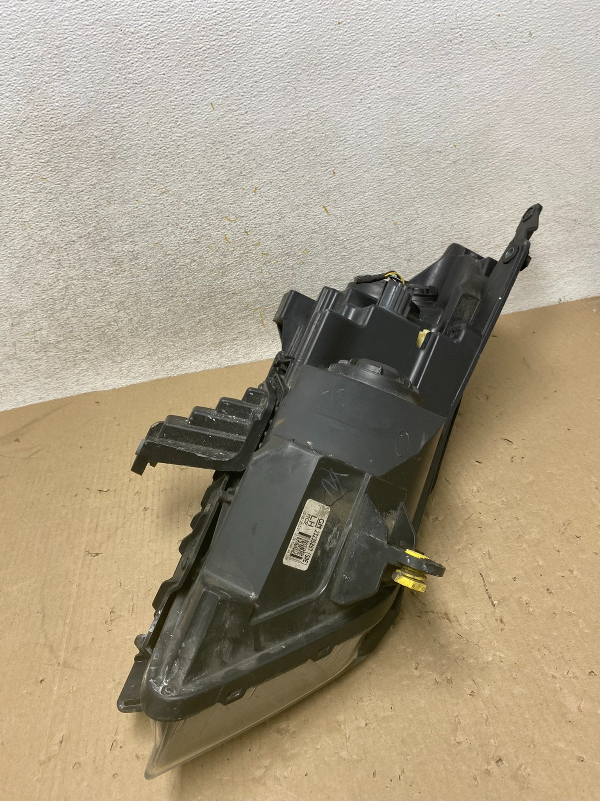 2013-2017 Chevrolet Traverse Left Driver LH Side Headlight Halogen AH6873 DW7