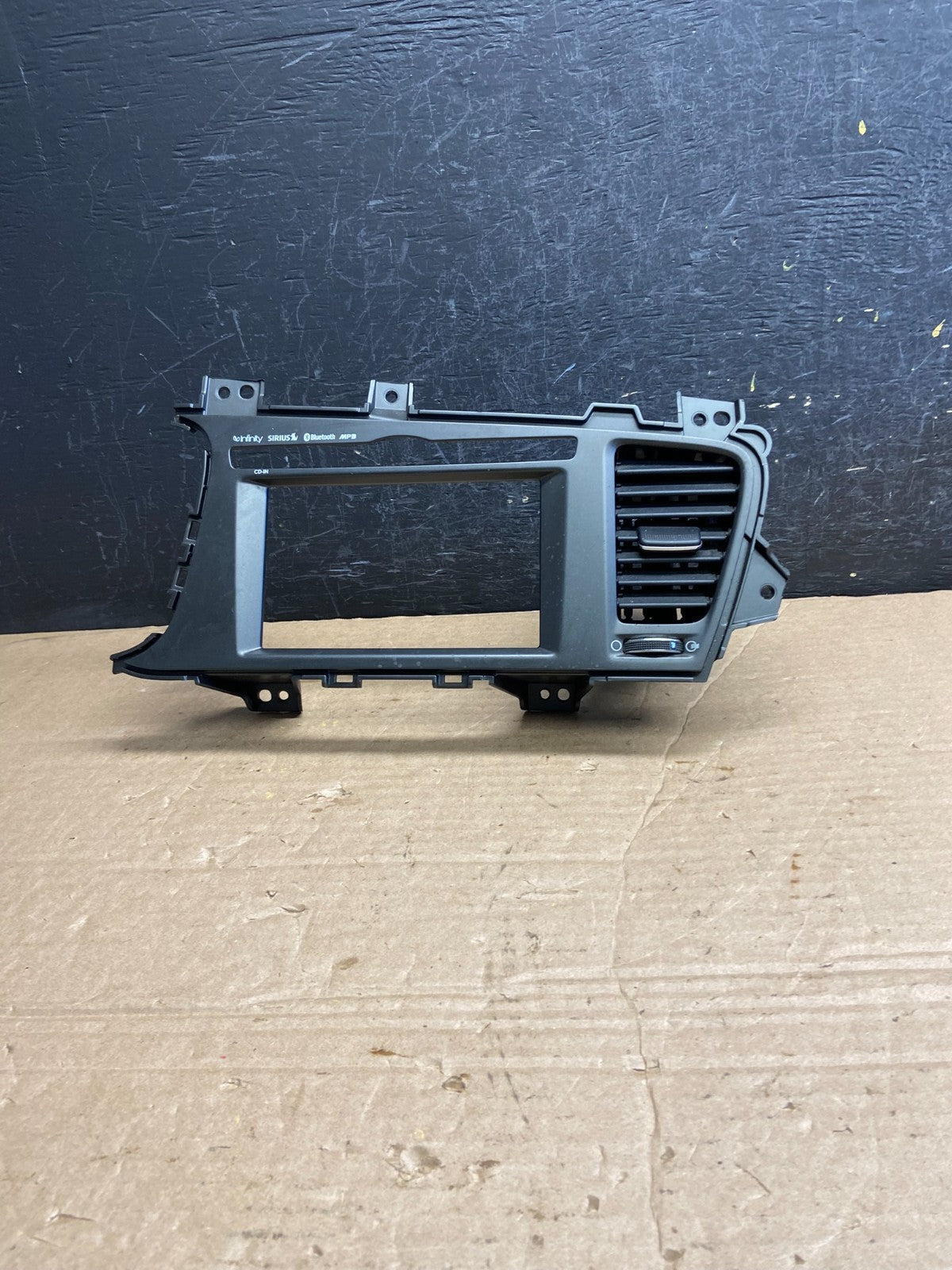 2011 2012 2013 Kia Optima Front Dash Radio Bezel Trim Air Vent AF2026 DW0