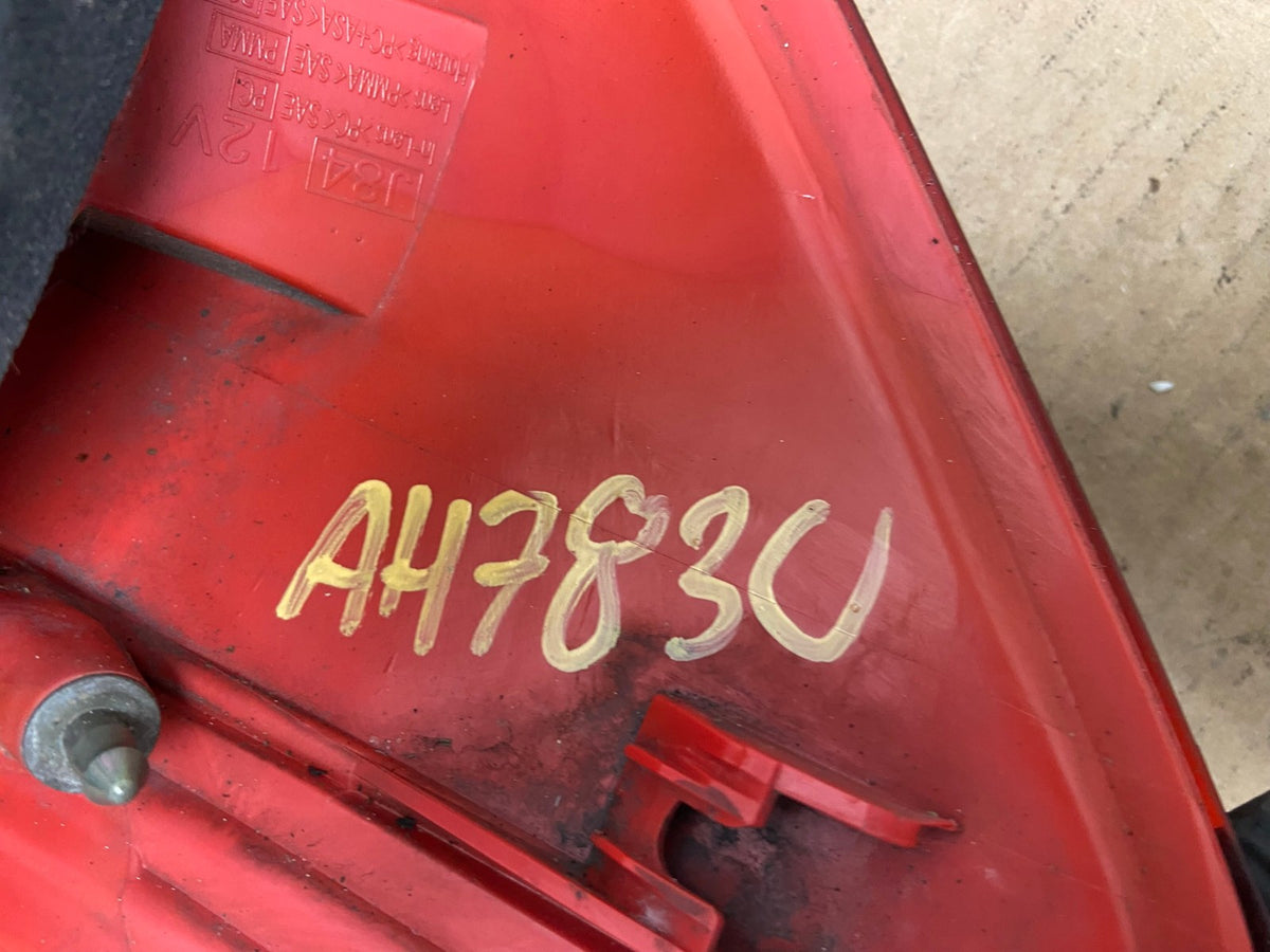2005 2006 2007 Scion TC Tail Light Right Passenger Rh Side AH7830 LK6