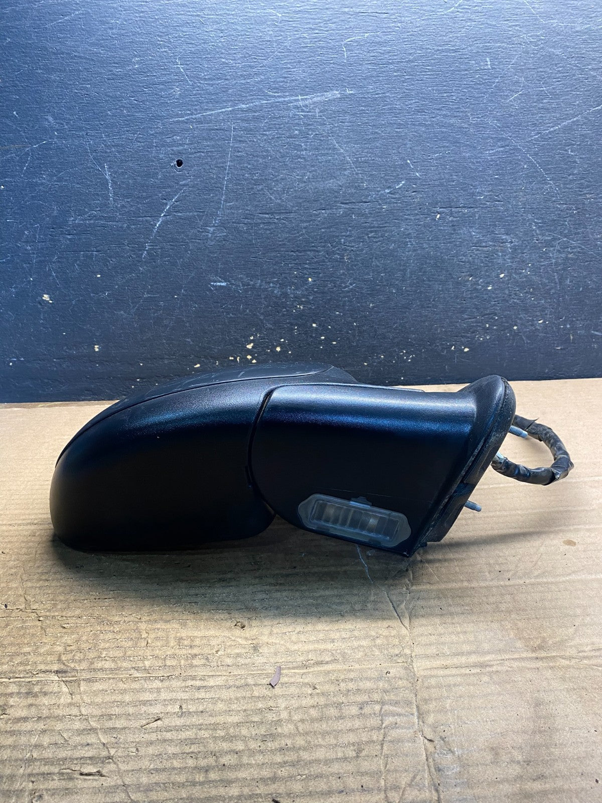 2003 - 2006 Cadillac Escalade Right Passenger Turn Sgn Door Mirror AA5742 MS3