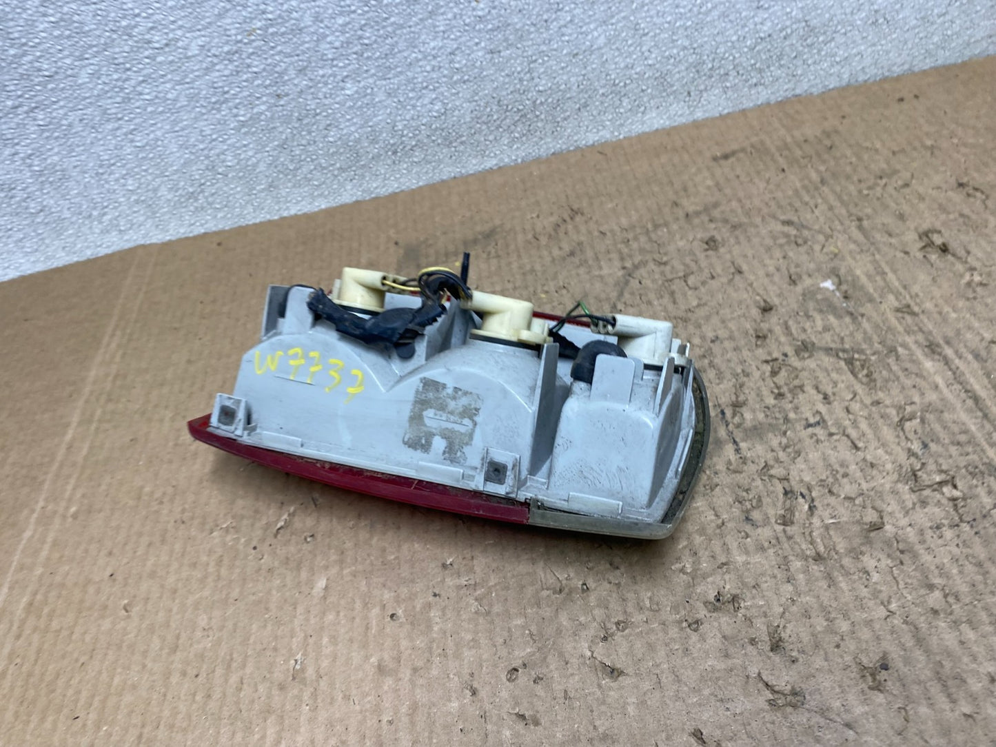 1995 to 2005 Chevrolet GMC Blazer S10 Left Driver LH Tail Light OEM W7737 DW6