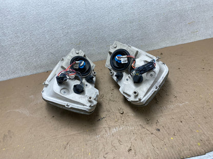 2005 - 2010 Chevrolet Cobalt Sedan Left+Right Headlights W3712 DW15