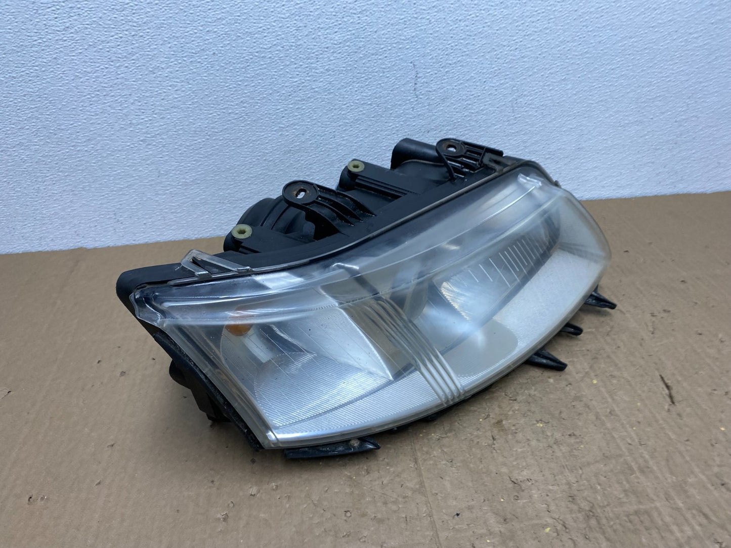 2003 - 2007 Saab 9-3 Right Passenger Headlight Halogen Oem AC0352 DW2