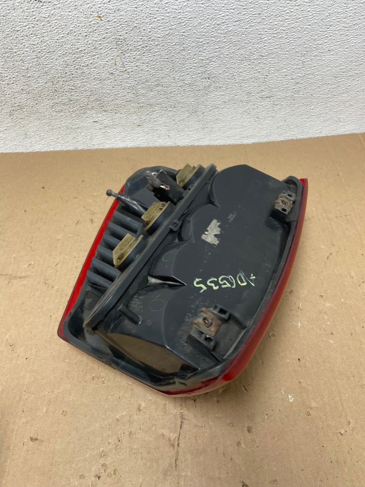 1999-2004 Jeep Grand Cherokee WJ Right Passenger Rh Tail Light AD6534 LK5