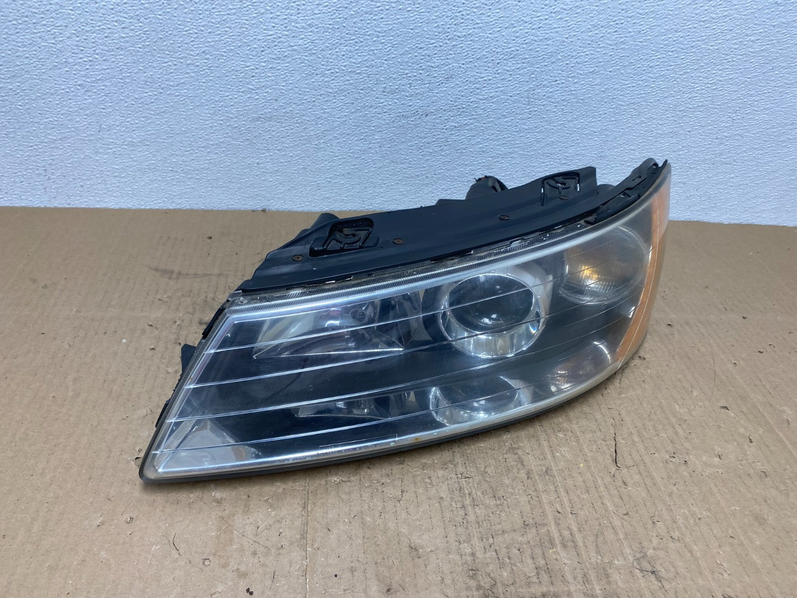 2006 to 2008 Hyundai Sonata Left Driver LH Side Headlight Halogen Oem AB8448 DW2